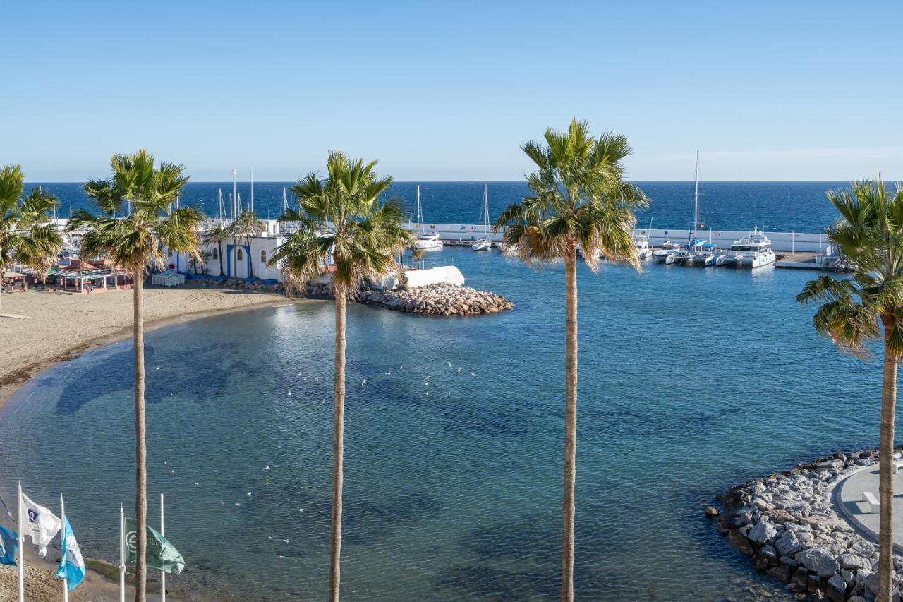 Beachfront Studio With Stunning Sea Views Marbella Buitenkant foto